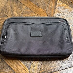 TUMI Alpha FXT Ballistic Nylon Padded Laptop/Tablet Sleeve Cover